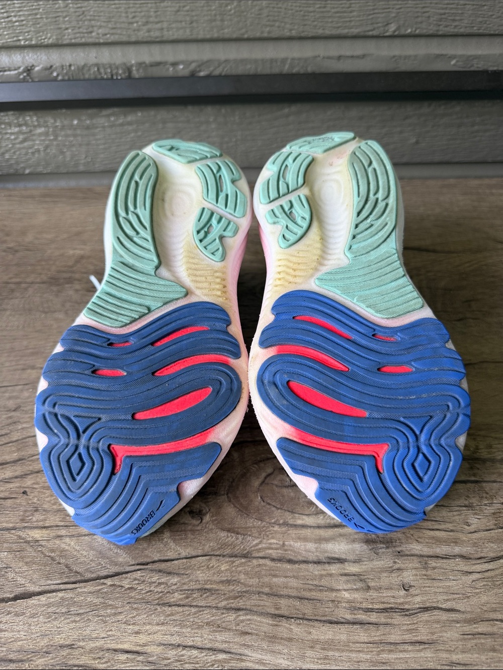 Brooks Glycerin GTS Women’s sneakers size 7 - Picture 6 of 11